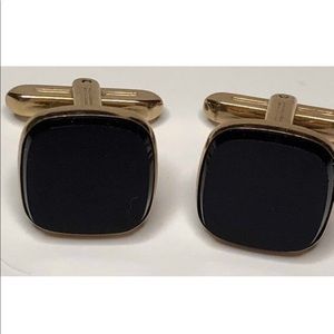 Hickok Vintage Black Glass and Gold Tone CuffLinks